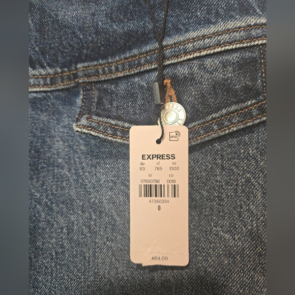 Express Denim Skort - Picture 2 of 5